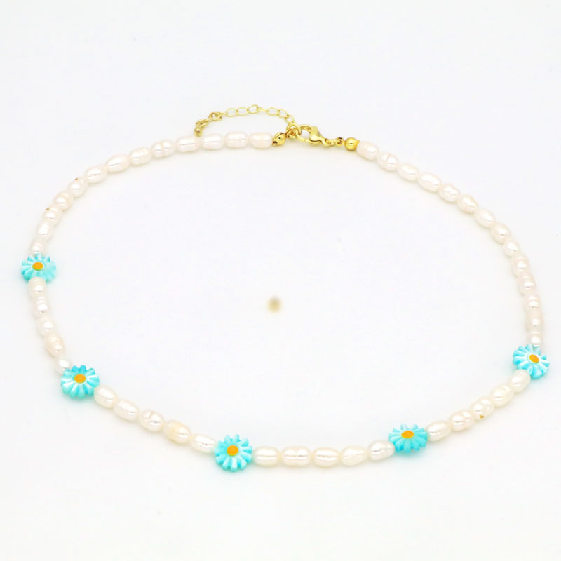Picture of Korean Retro ins Niche Flower Baroque Natural Freshwater Pearl Necklace Women's European and American Light Luxury Simple Necklace