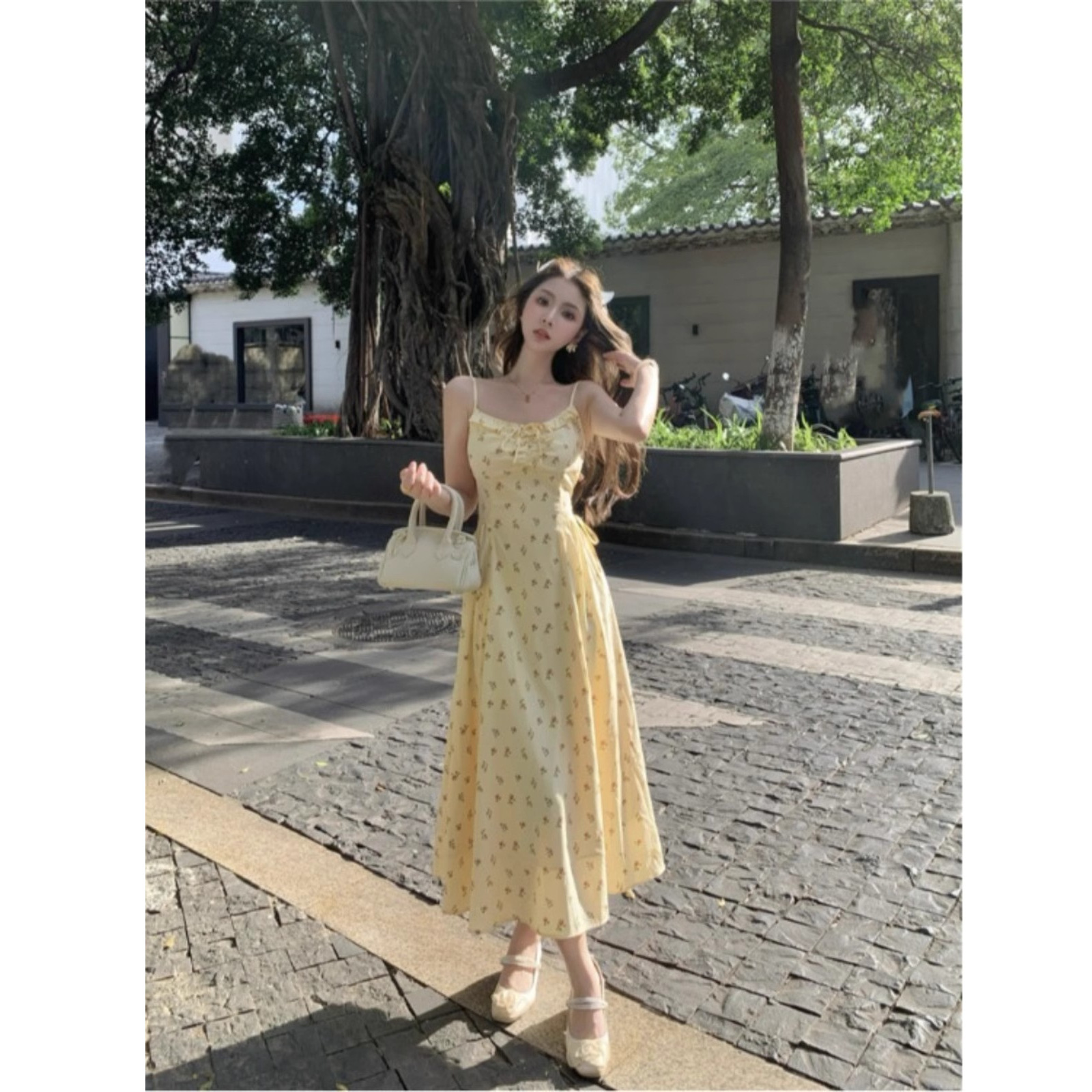 Picture of Plus Size French Floral Dress for Women 2025 New Spring High-End Suspender Skirt for Fat Girls to Cover Belly and Slimming Look Skirt
