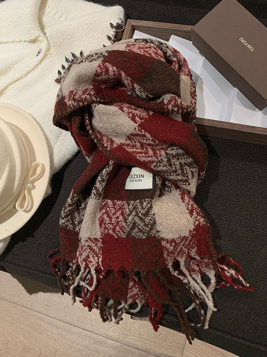 Picture of South Korea Designer New Plaid Tassel Scarf Women's Autumn and Winter Soft Warm Shawl High-end All-match Neck Fashion