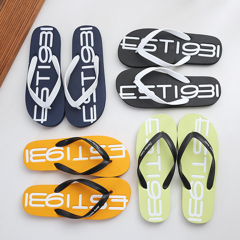 Flip-flops Men's Summer Students Beach Outdoor Personality Clip Feet Black Cool Korean Fashionable Outer Wear Non-slip Men's Style