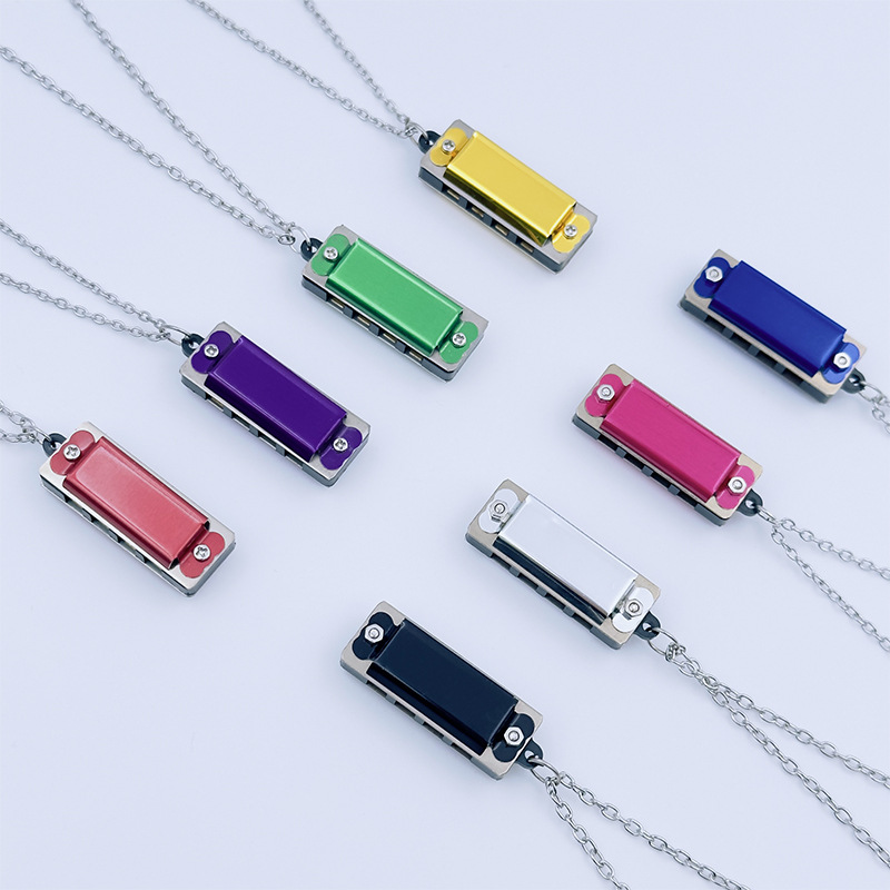 4 Hole 8 tone mini necklace small harmonica children Primary School students entry music toys kindergarten gift wholesale gift