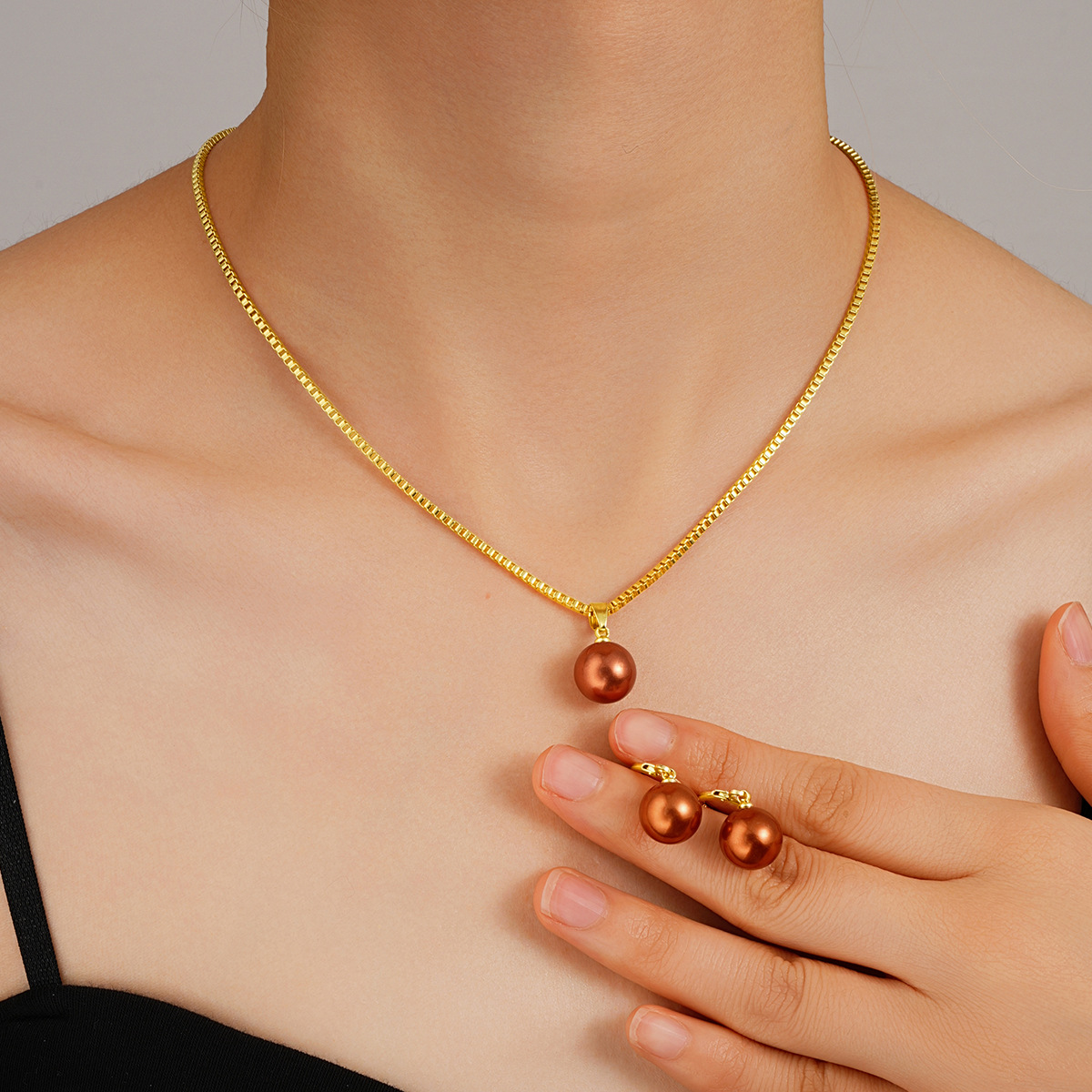 Picture of Cross-border European and American New Pendant Jewelry Necklace Temperament Design Sense Light Luxury Earrings Necklace Imitation Pearl Jewelry suit