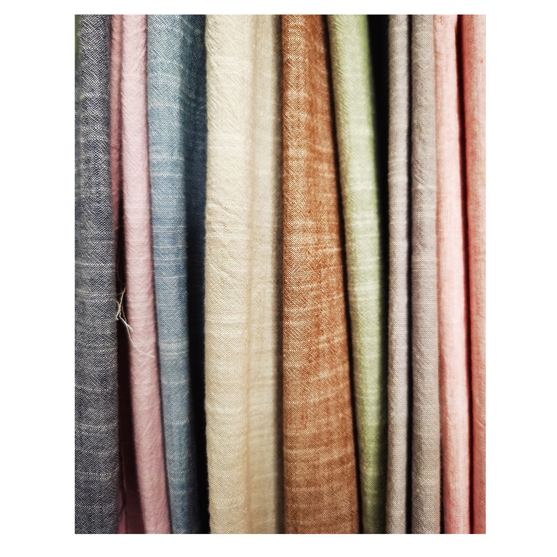 Picture of Cotton and linen fabric 21 pts sand wash slub cotton and linen texture wide fabric water blue crepe bedding fabric fabric wholesale