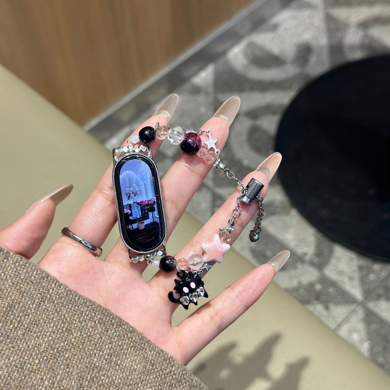 Suitable for Xiaomi Mi Band 9/8 Watch Strap New Creative Cute Sweetheart Funny Cat Telescopic Chain Bracelet Wristband for Women