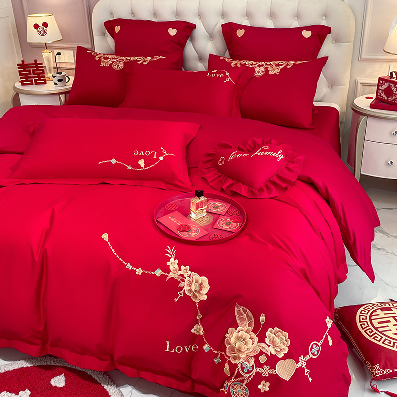 Picture of High-end Chinese Dragon and Phoenix Embroidery Fashion Wedding Four-piece Wedding Big Red Bed Sheet Quilt Cover Accompanying Bedding