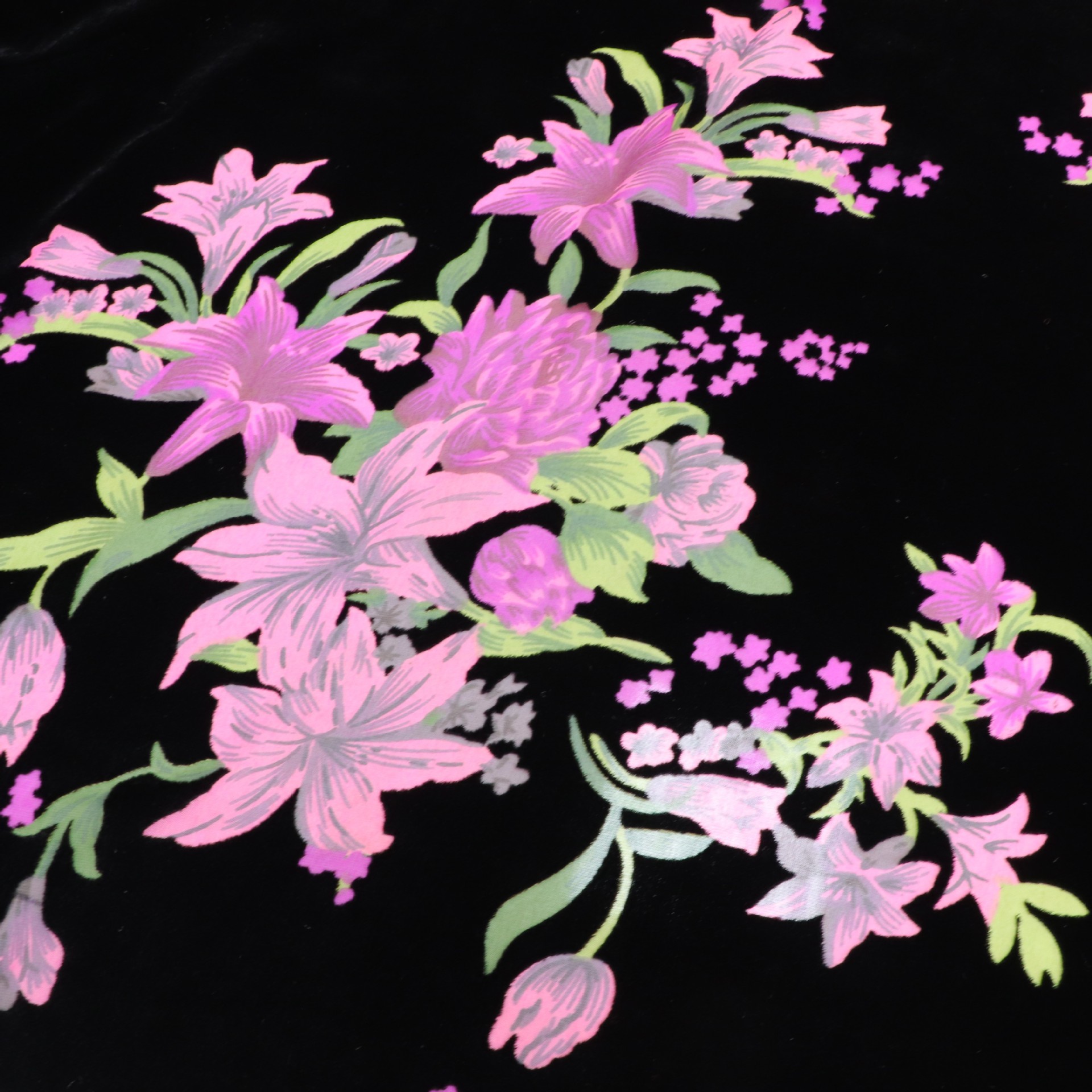Factory Wholesale Woven Velvet Brocade Printed Burnt-Out Floral Fabric for Nightgowns, Dresses, and Cheongsam Materials