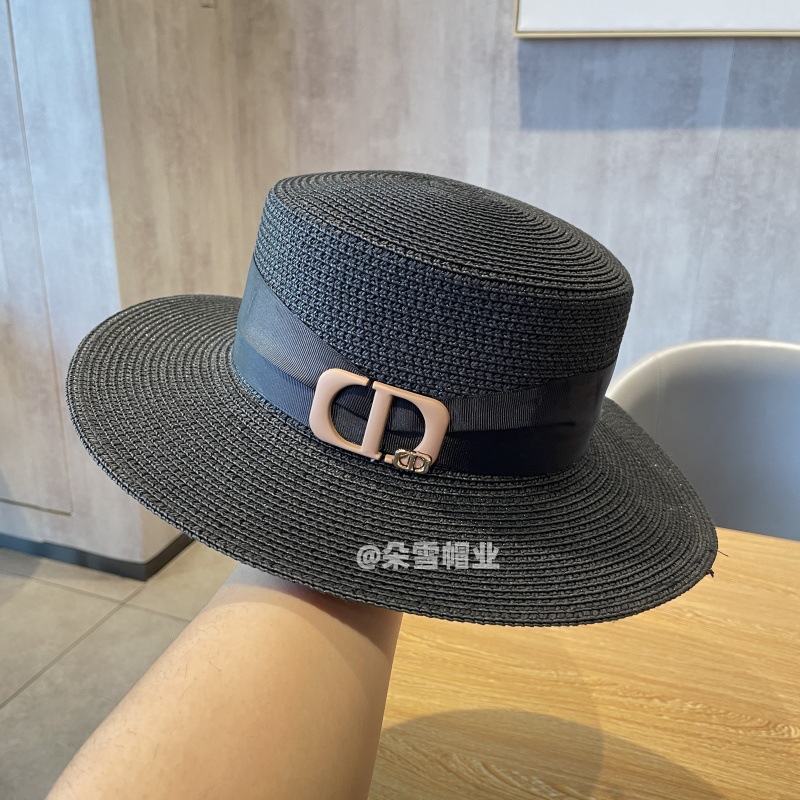 Picture of Hat Women's Summer Sunshade Sunscreen Flat Top Celebrity Style Top Hat Seaside Fashion Sun Hat New High-grade Sense Straw Hat