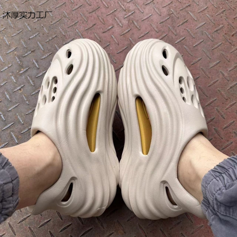 Hole slippers, odor-proof beach sandals, outdoor platform non-slip shoes