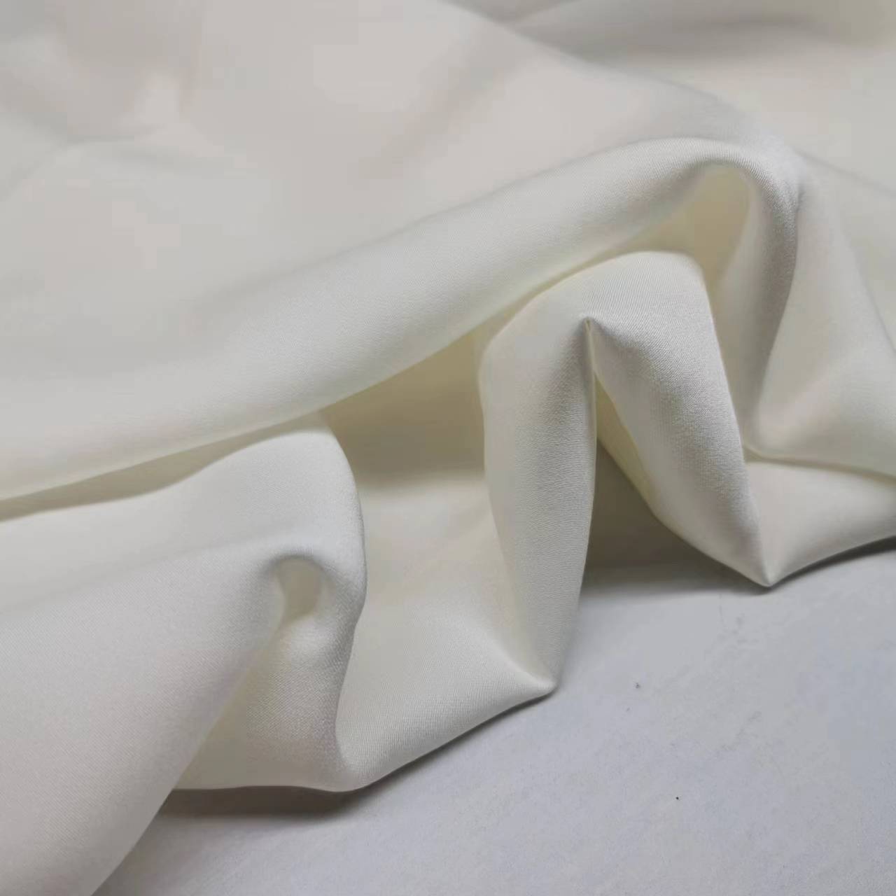 17mm Silk Milk White Elastic Double Joyful Satin Slightly See-through Shirt Fashion High-end Fabric