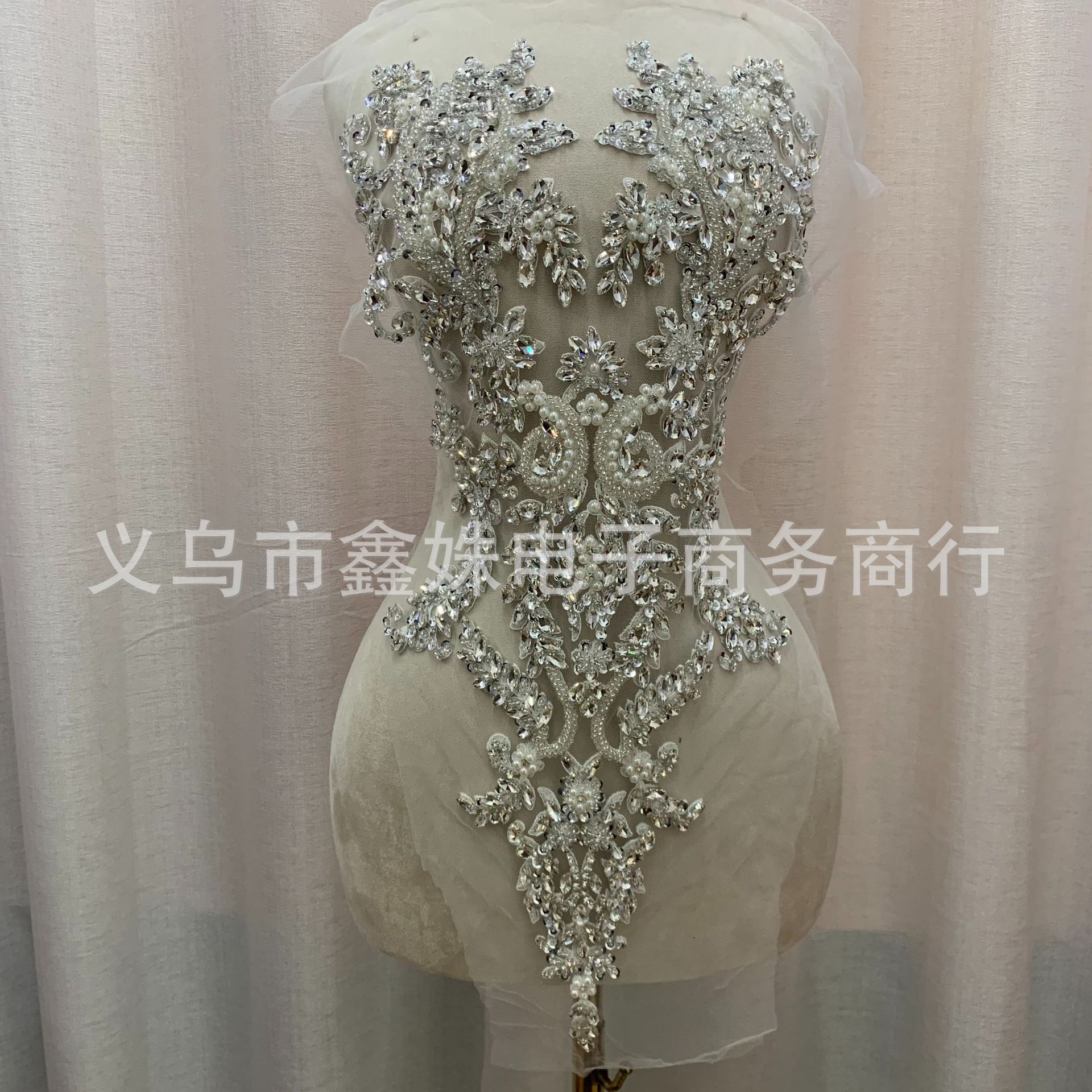 Heavy-Duty Rhinestone Wedding Dress Clothing Accessories
