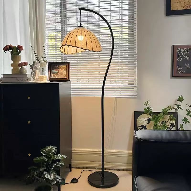 Picture of Antique crescent non-standard floor lamp net popular home hotel fishing lamp new high-class atmosphere bedroom high color value