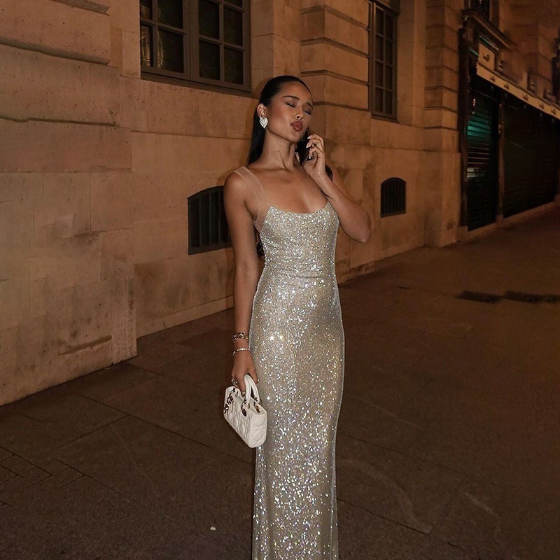 Xy24448 Designed Sparkling Elegant Suspender Dress for Women, Ladylike Fashion, Sexy Slim Fit Hip-Hugging Long Skirt