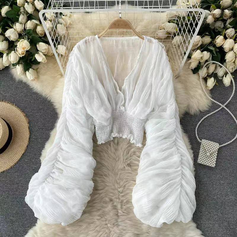Picture of 2025 New Korean Style Pleated Short Puff Sleeve Chiffon Shirt Summer Versatile Outer Collar Temperament Short Top