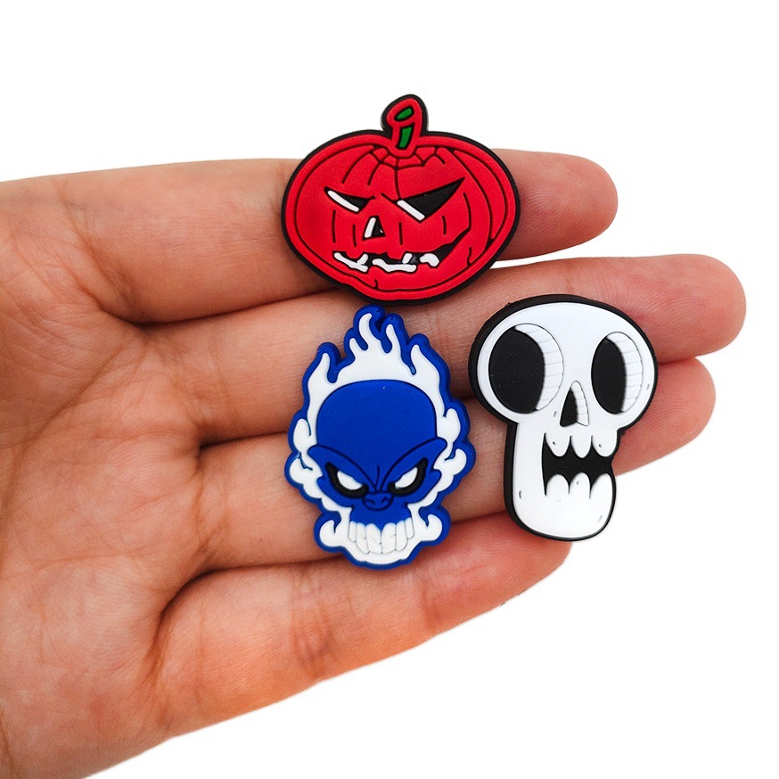 New Halloween series cartoon cute hole shoes shoes flower shoe buckle diy soft rubber personality shoe accessories