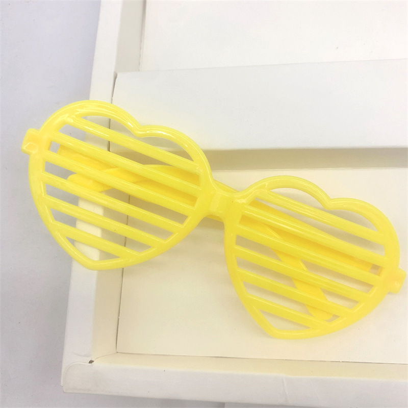 Picture of Blinds Glasses Frame Masquerade party party Glasses party Decorative Glasses No Lenses