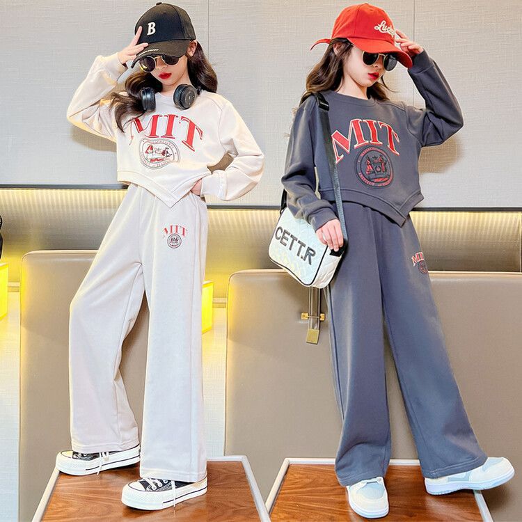 Picture of Girls Casual Suit 2024 New Children's Spring and Autumn Fashionable Western Letter Top Casual Pants Two-Piece Set