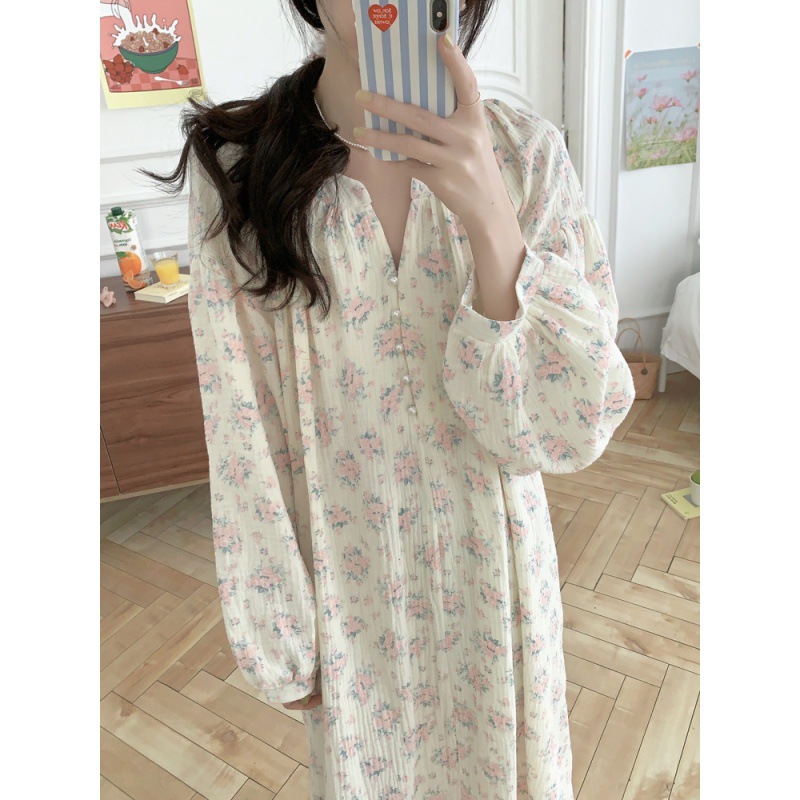 Picture of Real shot 2024 autumn Korean ins new floral pearl buckle V-neck long pajamas ladies home clothes nightgown wholesale