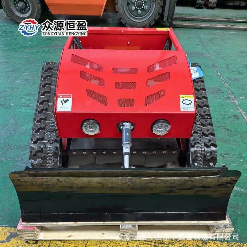 Self-Propelled Fully Hydraulic Remote Control Lawn Mower, Land Reclamation Machine and Trenching Machine Manufacturer, Export Polish Land Reclamation Lawn Mower