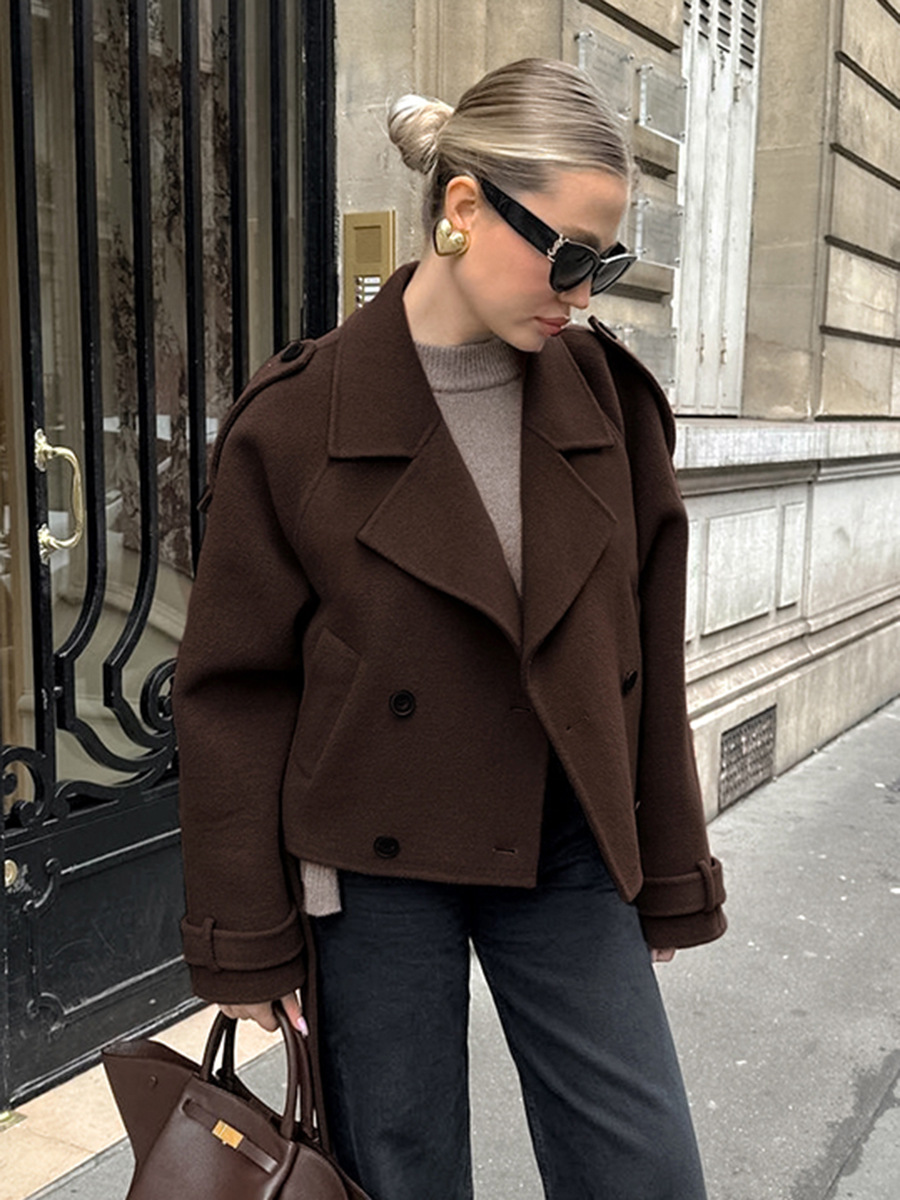 Picture of Autumn and Winter French Brown Woolen Coat Women's Commuter Fashion Thickened Double-breasted Woolen Coat Jacket Loose Women's Clothing