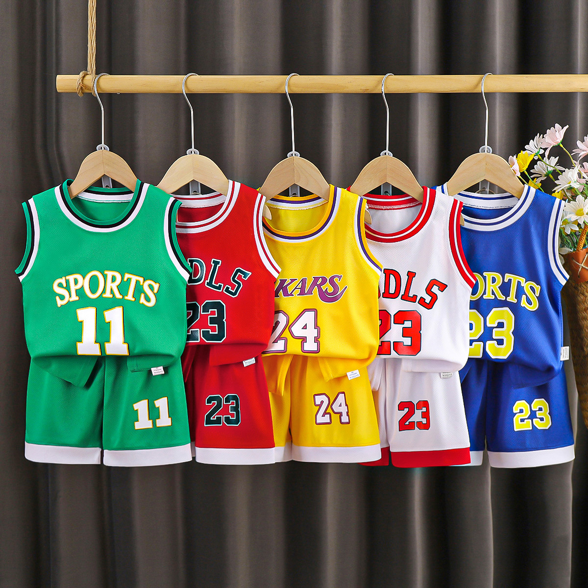 Picture of Children's short-sleeved ball suit boys sportswear girls quick-drying breathable shorts big children's children's clothing wholesale