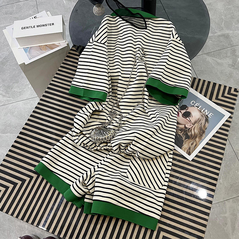 Picture of 2022 Foreign Trade 200 Jin Large Size Casual Suit Women's Summer New Loose Striped Short-sleeved Shorts Fashion Two-piece Suit