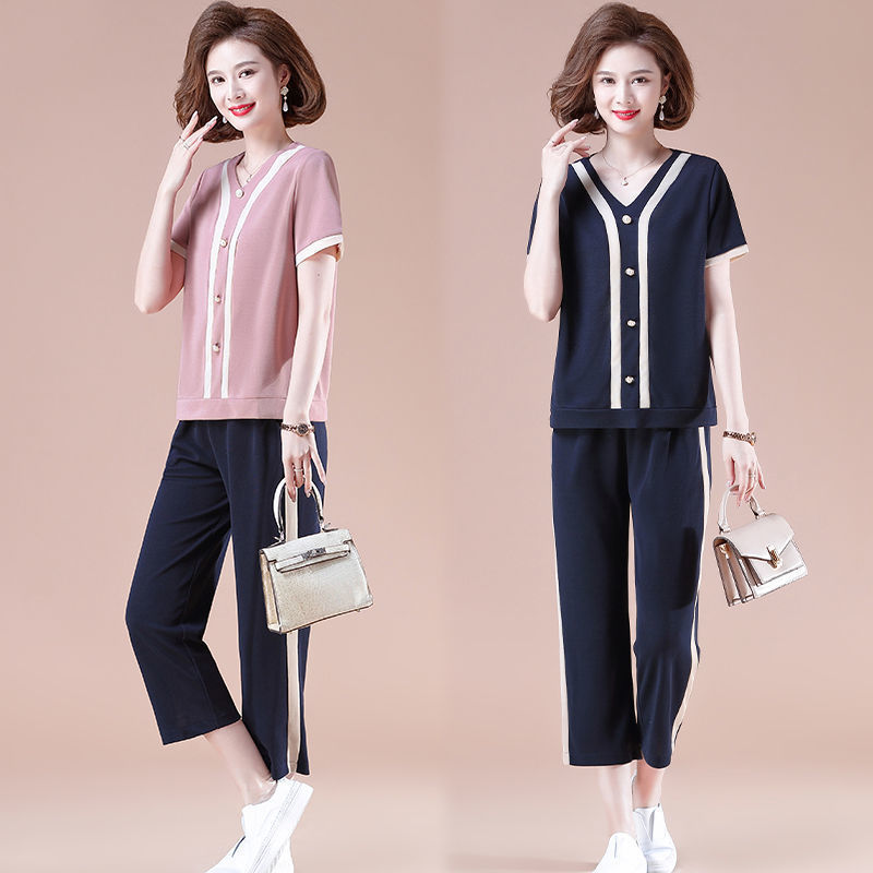 Picture of Mrs. Kuo Mom Summer Casual Two-piece Set 40-50 Years Old Ladies New Style Western Style Mom Summer Short-sleeved Suit