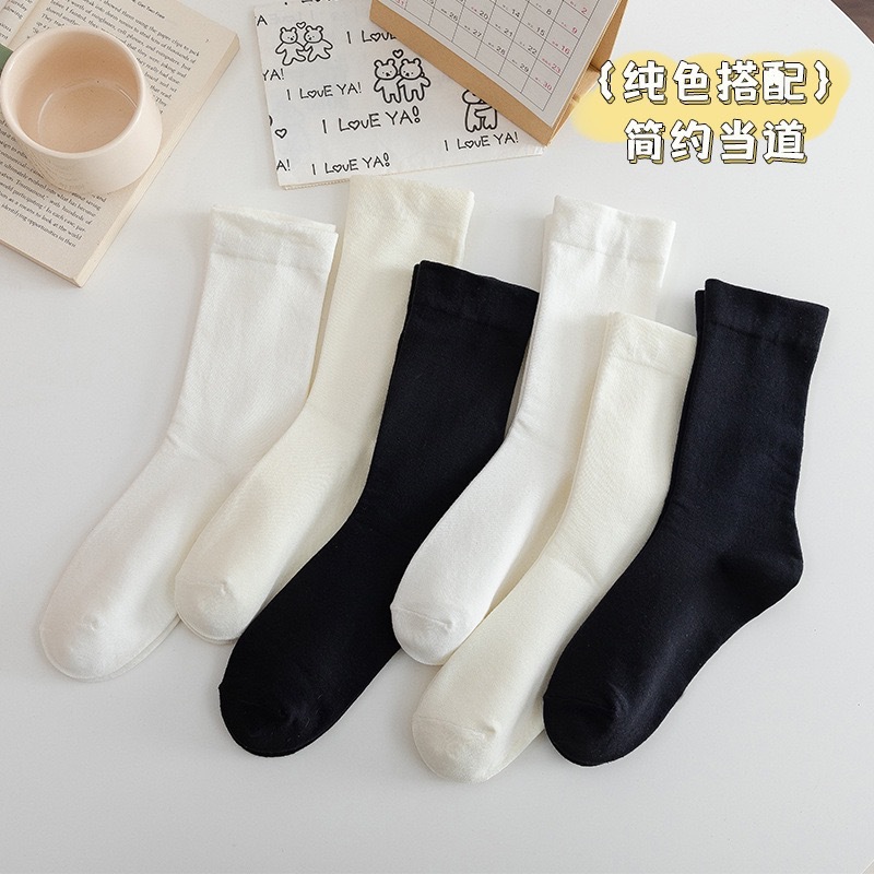 Picture of Spring and summer Japanese girls velvet ice socks in the tube boneless pile socks long ladies solid color socks manufacturers