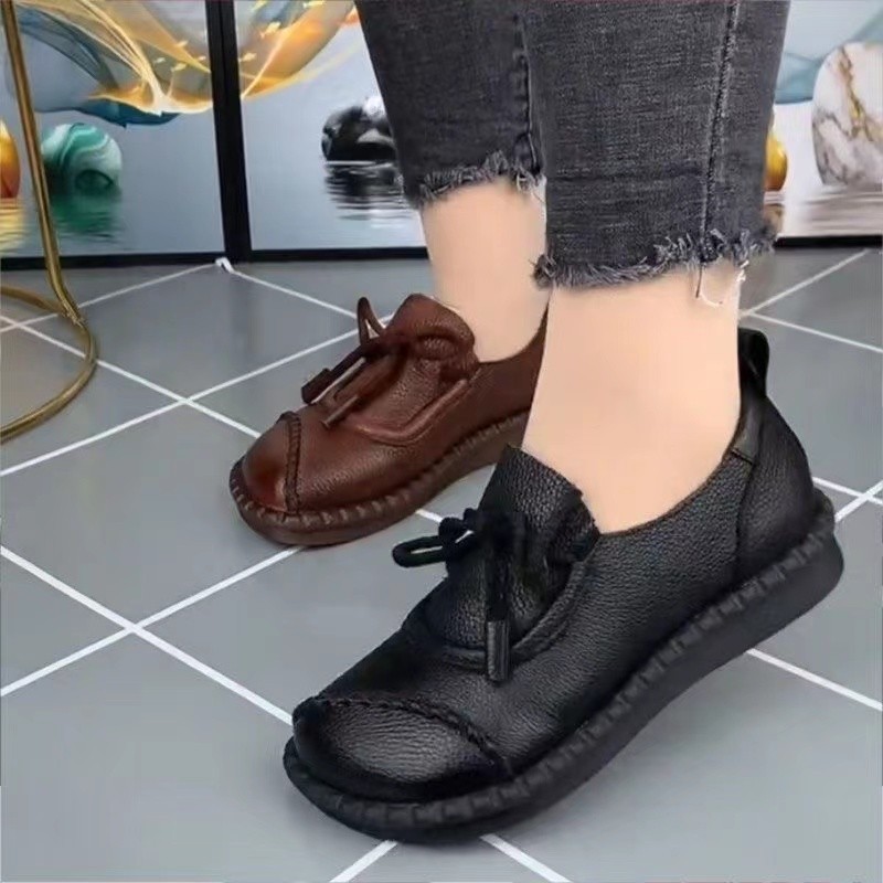Retro Casual Lace-Up Loaf Mom Shoes Wholesale 2025 Spring and Autumn Soft Leather Platform Thick-Soled Small Leather Shoes