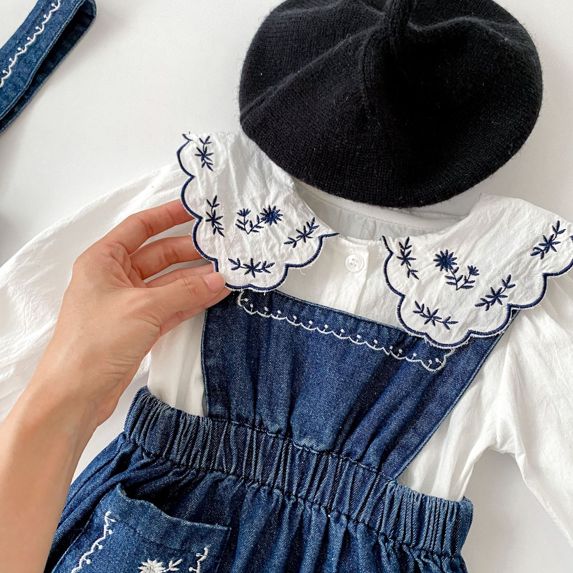 Picture of 2025 New Korean Style Baby Girl Embroidered Denim Suspender Harness Easiest for Match Outerwear Baby Jumpsuit Long Climbing Clothes