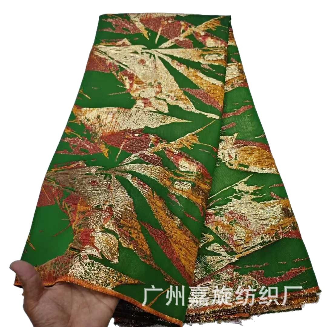 Picture of Two-tone Gilded Yarn-dyed Pattern Jacquard Fabric Vintage Cheongsam Fashion Fabric African brocade Lace
