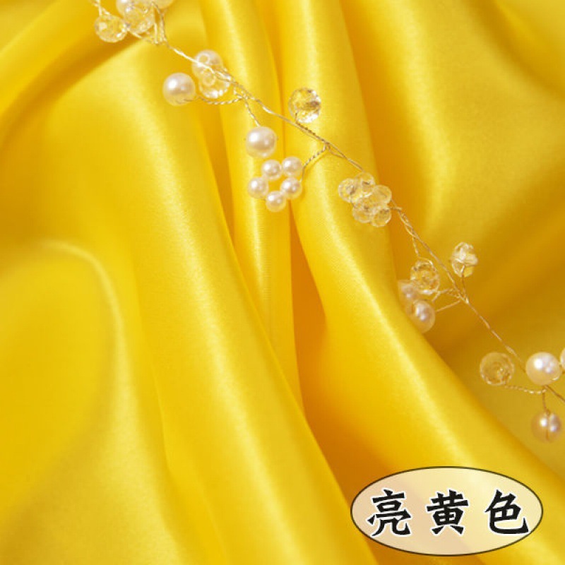 Picture of Satin Fabric Silk Lining Fabric Color Red Cloth Encryption Thickened Hanfu Dress Decorative Lining Silk Lining Summer
