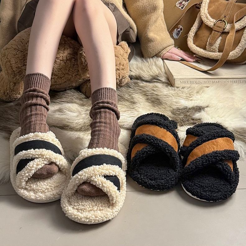 Picture of Thick-soled furry slippers for women, 2025 new autumn/winter lambswool high-end fluffy single-line cotton slippers