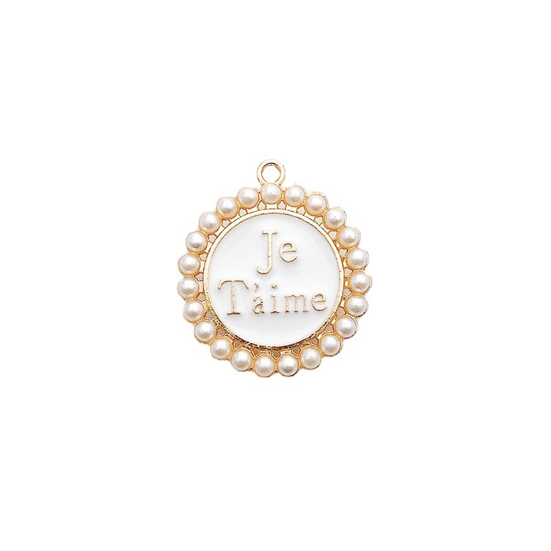 Picture of 2022 Yi Lian New Cave Shoes Accessories Bear Rhinestone Shoe Buckle Accessories Pearl Hanging Chain Slippers I-Buckle