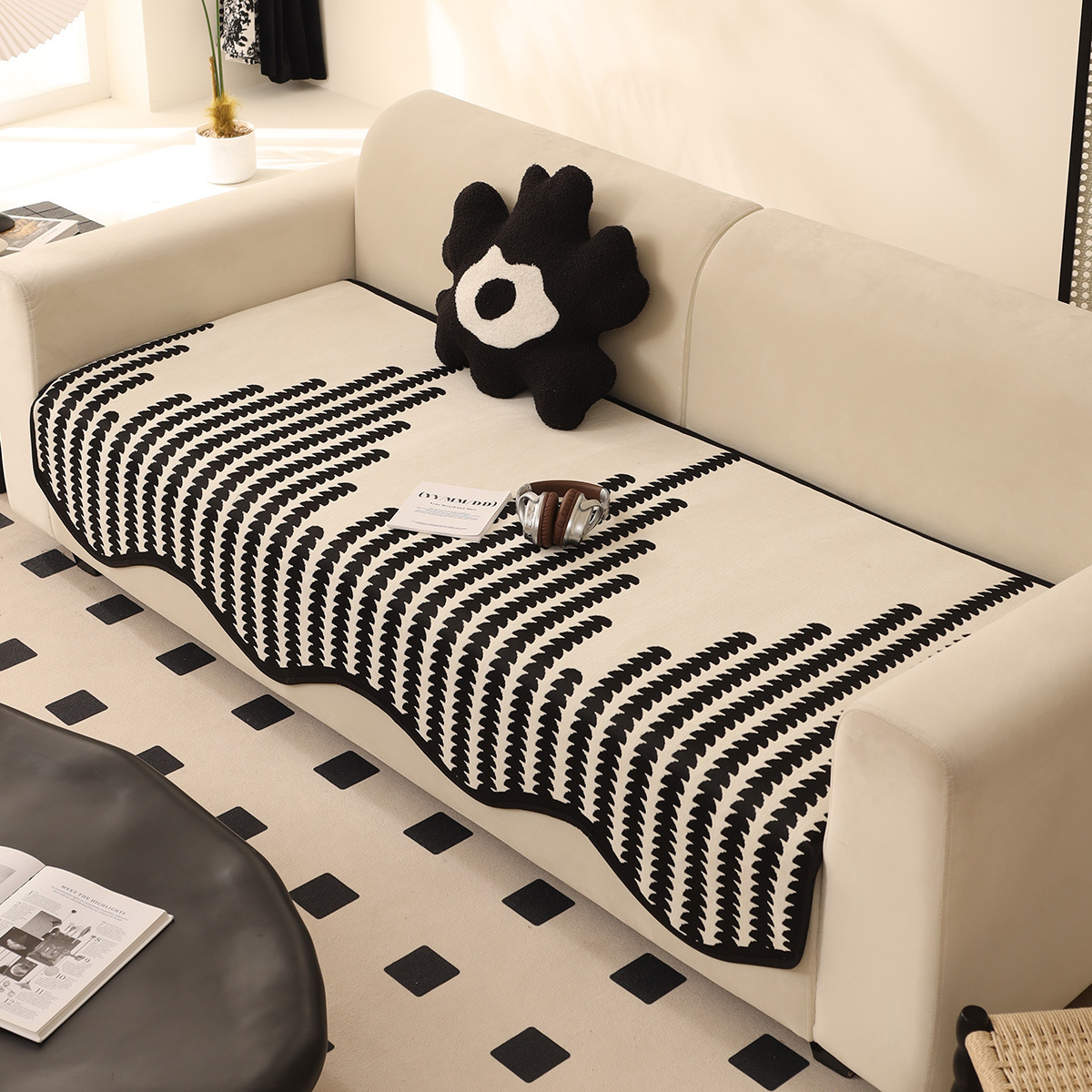 Special-shaped Sofa Cushion Light Luxury High-end Sense Four Seasons Universal 2025 New Irregular Sofa Cushion Sofa Cover Cloth Towel