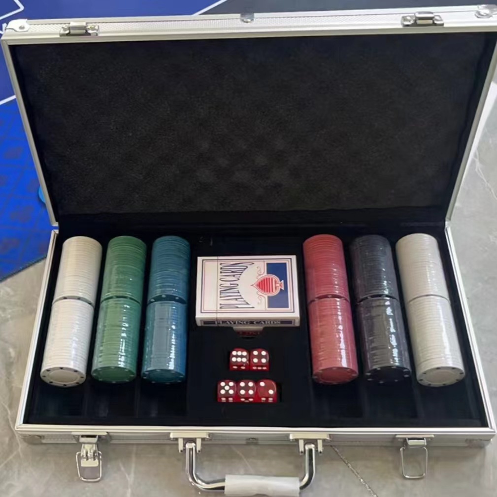 Picture of Sample available] Yiqian can send Texas poker aluminum box suit 100/200/300/500 chips suit