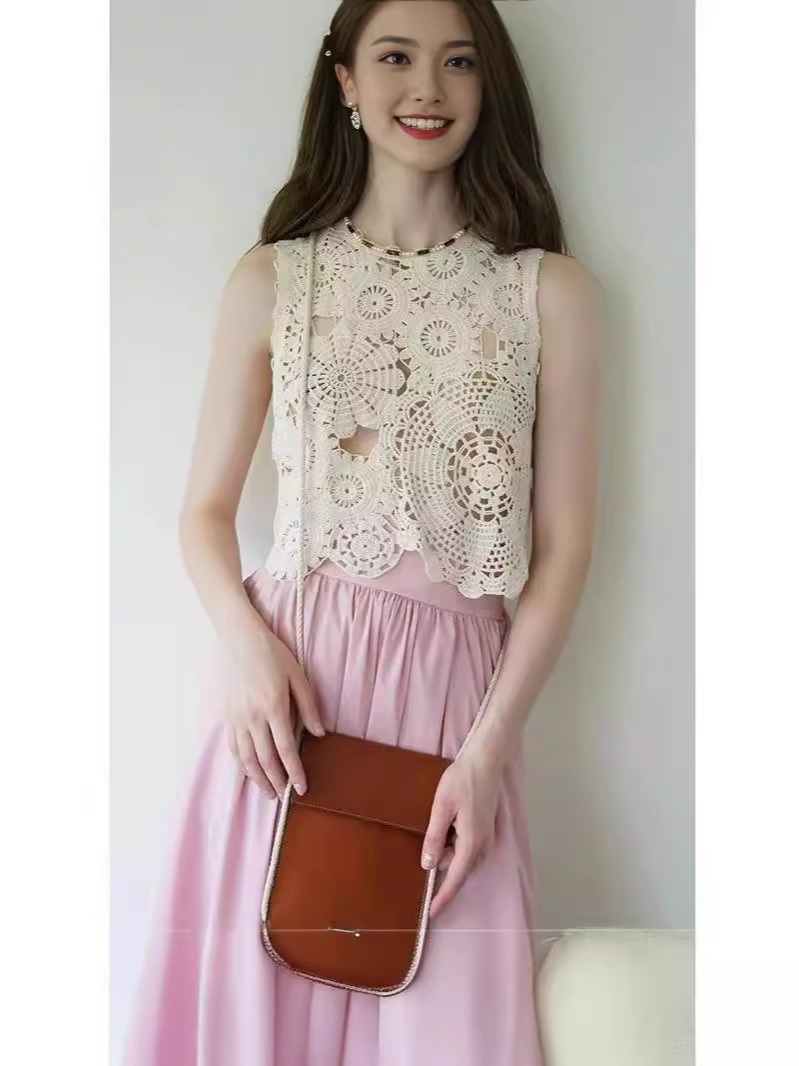 French-Style Heavy Crochet Hollow-Out Floral Camisole for Women, Summer Chic Slimming Sexy Outerwear Top Trendy