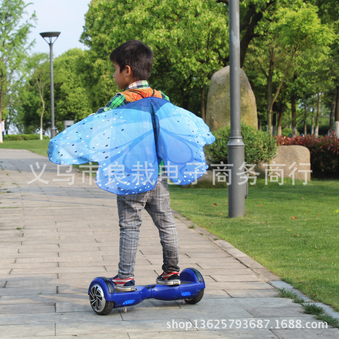 Picture of Halloween Cloak Butterfly Halloween Cloak Butterfly Decoration Butterfly Halloween Small Butterfly Wholesale