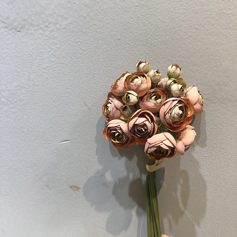 Picture of Simulation Mini Lulian bouquet small tea rose rose decoration bride hand silk flower home decoration flower