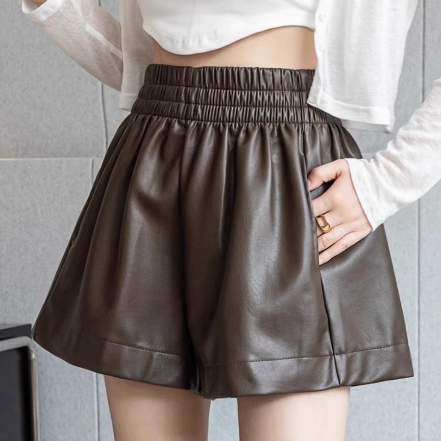 Black Outer Wear Shorts Casual Pants Women's Loose Puleather New Arrival Wide Leg A- Shaped Pants Boots High Waist Slim Look Skirt for Autumn and Winter