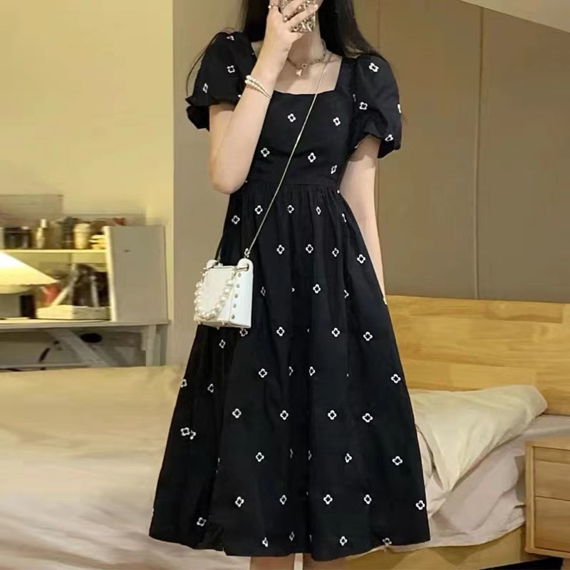 2023 New French Sweet Square Neck Black Floral Dress Women's Summer Waist Slimming Long Dress