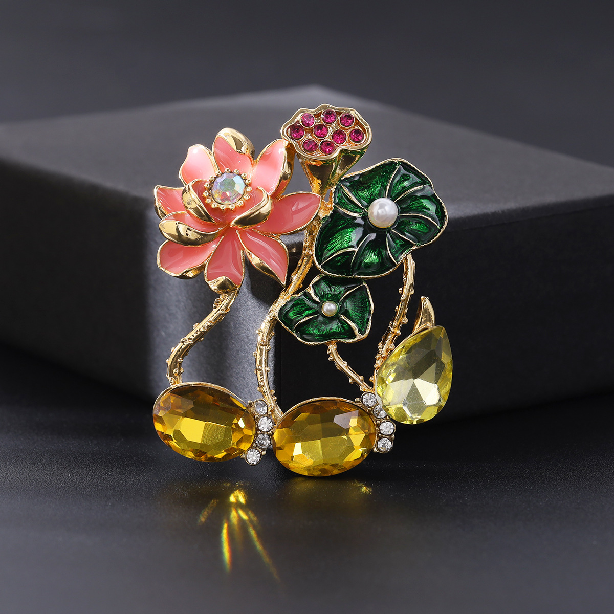 New Creative Design Lotus Lotus Brooch Retro Elegant Cheongsam Accessories Pin High-End Clothing Corsage Wholesale
