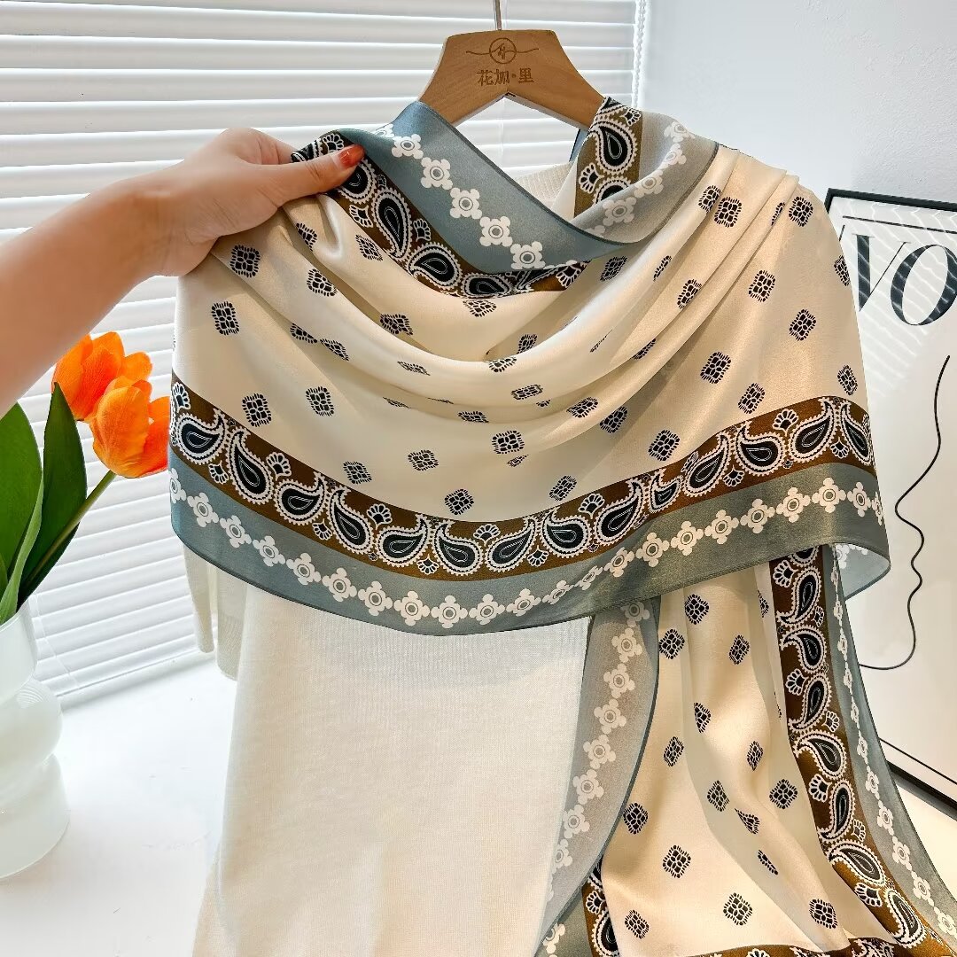 Fashion Versatile Silk Scarf for Mother Women's Autumn and Winter Versatile Long Mulberry Silk Double-layer Dual-use Shawl