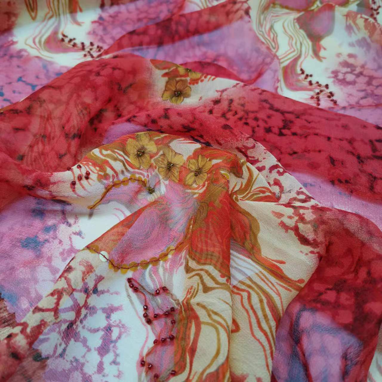 Hand-beaded Mulberry Silk Georgette Fabric Embroidered Sequins 8mm Narrow Fashion Silk Fabric