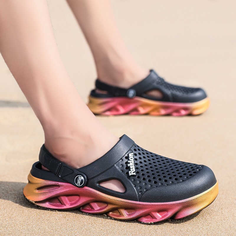 Cross-border plus size Summer New Couple Slippers Lightweight Hollow Sandals Men's Beach Shoes EVA Hole Shoes