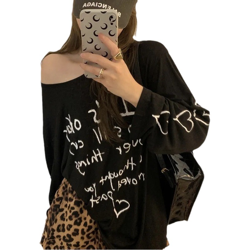 apricot Letter Love Printed Sunscreen T-shirt Women's Summer 2024 New Long Sleeve Thin Loose Slimming Air Conditioning Blouse