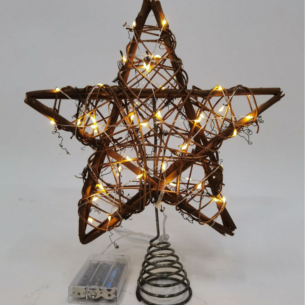 Cross-Border Supply of Christmas Decoration Five-Pointed Star Rattan Led Tree Topper Star Retro Style Christmas Tree Decoration