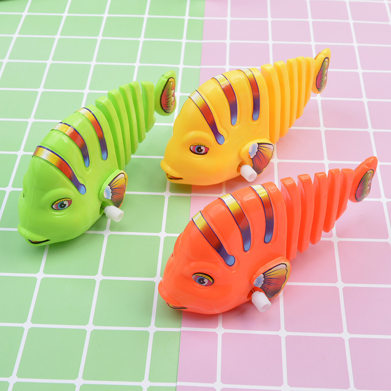 Picture of Clockwork toy small animal winding clockwork doodle rotating small octopus 0-3 years old baby kindergarten prize wholesale