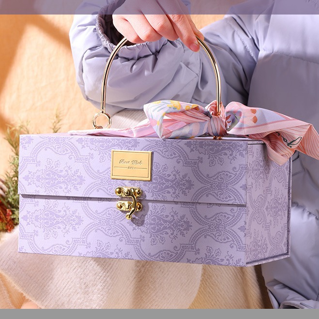 Light luxury portable box purple gift box Valentine's Day gift for girlfriend wedding gift box in stock wholesale