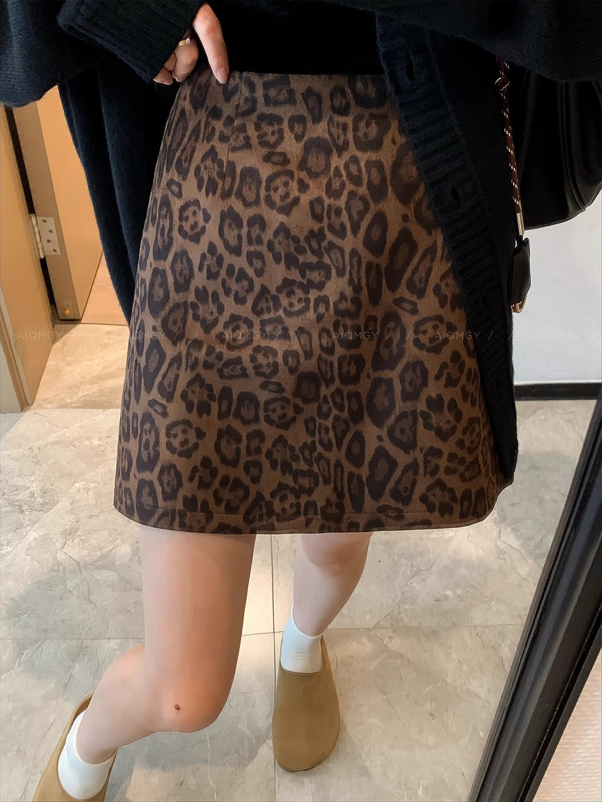 Leopard print vintage skirt women's 2024 autumn and winter new light mature wind fashion slim A- line short skirt boot skirt tide