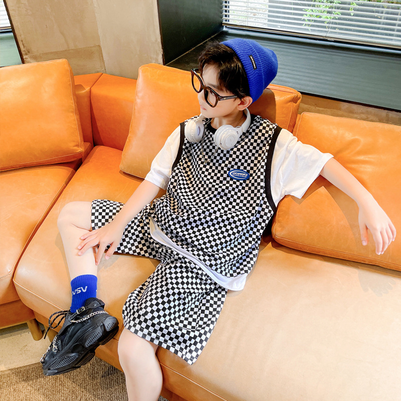 Children's Clothing Summer Boys' Suit 2023 New Korean Style Middle and Big Children's Plaid Top Five Pants Sportswear Two-Piece Set